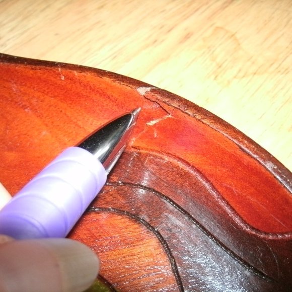 hand carved wooden tray. - Picture 3 of 3